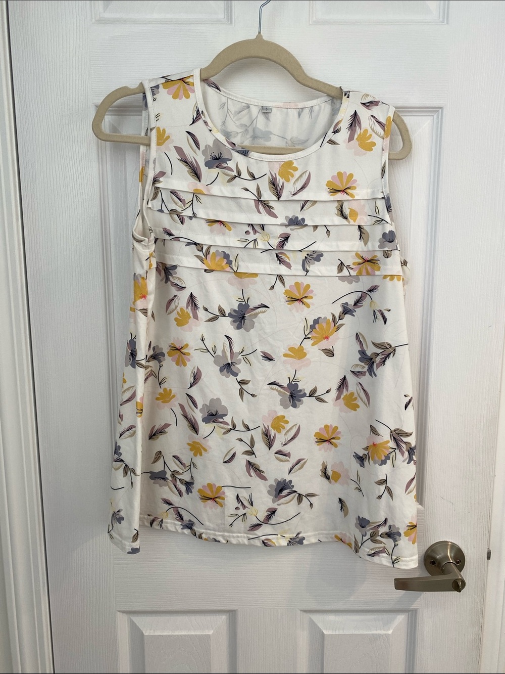 Sleeveless Floral Pintuck Shell Top - White with Yellow & Gray Floral